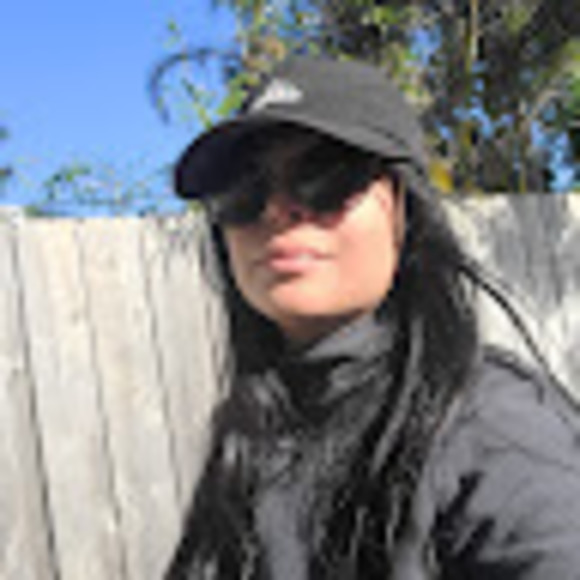 Meet your Posher, Sara teresa - Picture 1 of 1